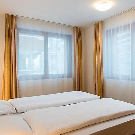 아파트 Sleeps 8 Wifi