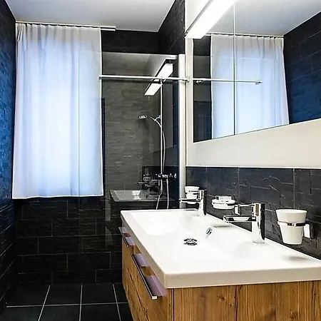 Sleeps 8 Wifi Engelberg